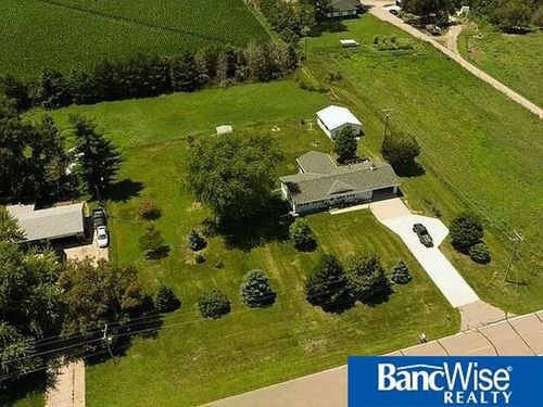 1820 S Wabash Ave, Hastings, NE, 68901-8327 | Card Image