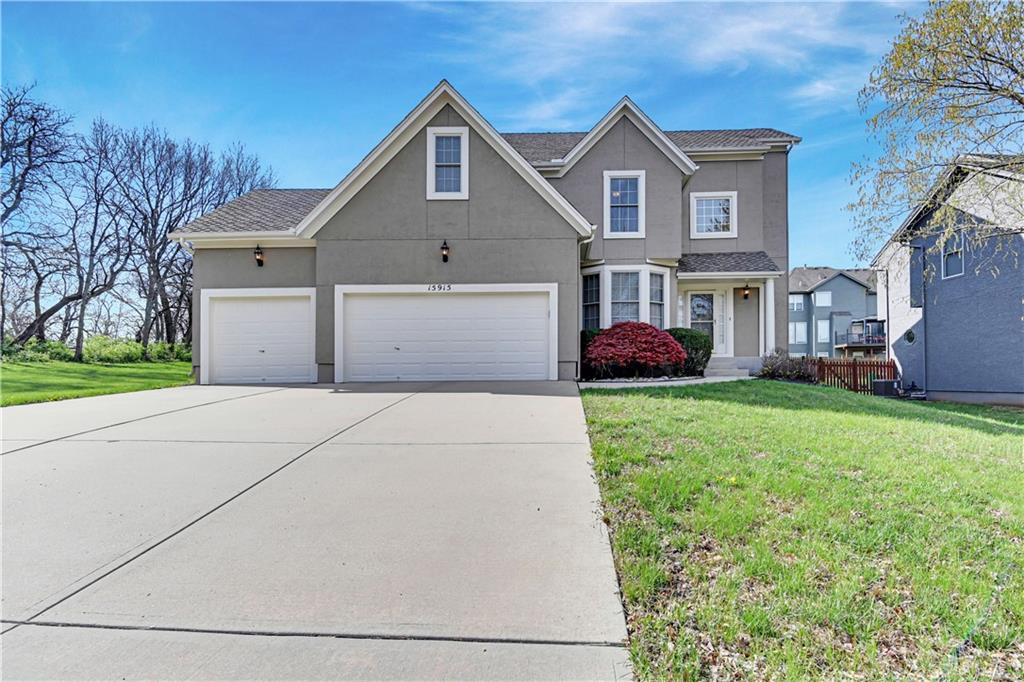 15915 W 160th Terrace, For Sale in Olathe Zoocasa