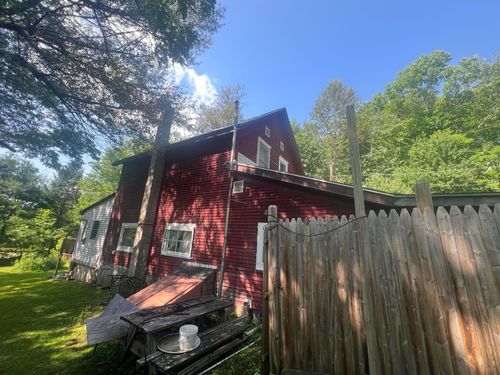14 Railroad St, Milan, NH, 03588-3250 | Card Image
