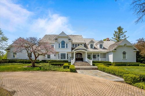 2220 Churchill Cir, Libertyville, IL, 60048-4298 | Card Image