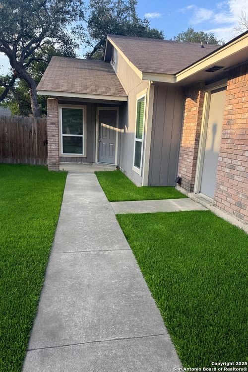 8905 Amber Dusk, San Antonio, TX, 78250-5010 | Card Image