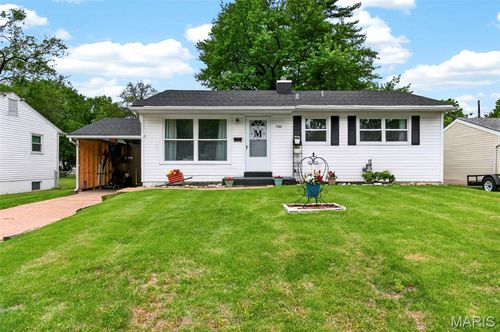 730 Babler Dr, Florissant, MO, 63031-4003 | Card Image