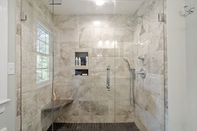 79 Cheever Cir, House other with 3 bedrooms, 3 bathrooms and 2 parking in Andover MA | Image 18