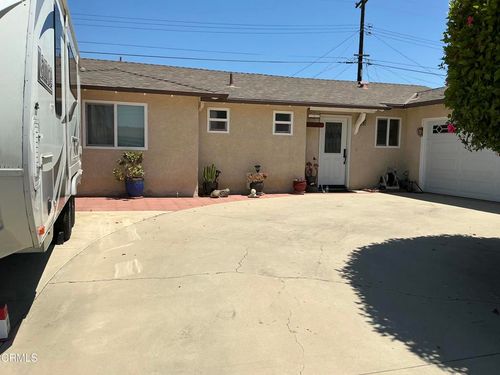 285 2nd St, Moorpark, CA, 93021-1944 | Card Image