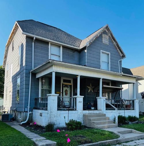 252 W 10th St, Peru, IN, 46970-1632 | Card Image