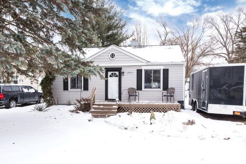 15100 Sunbury St, Livonia, MI, 48154-4056 | Card Image