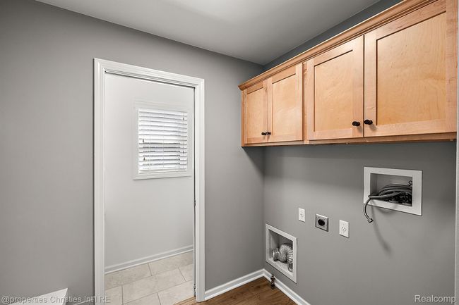 4125 Newton Rd, House other with 3 bedrooms, 3 bathrooms and null parking in Commerce Twp MI | Image 16