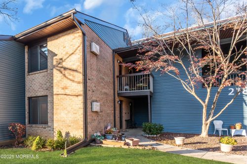 a-218 Medford Ct, Manalapan, NJ, 07726-4478 | Card Image