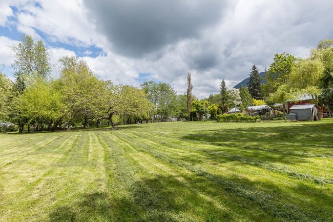 42045 Majuba Hill Road, House other with 2 bedrooms, 1 bathrooms and 6 parking in Yarrow BC | Image 28