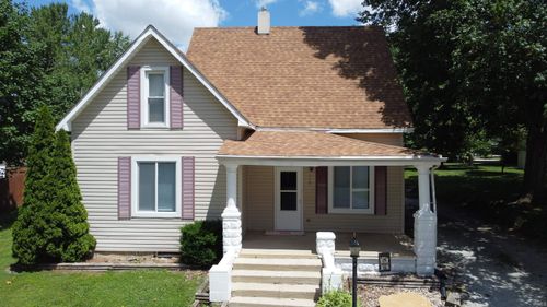 110 E Orchard St, Akron, IN, 46910-9147 | Card Image