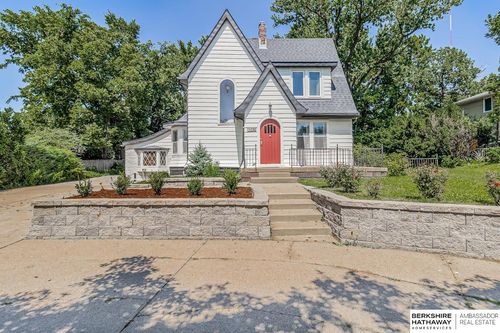 7826 Military Ave, Omaha, NE, 68134-2251 | Card Image