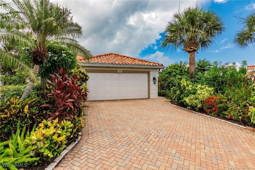 5060 Ventura Ct, NAPLES, FL, 34109-3368 | Card Image