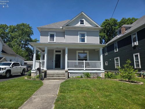 209 Greenwood Hts, Bellevue, OH, 44811-1014 | Card Image