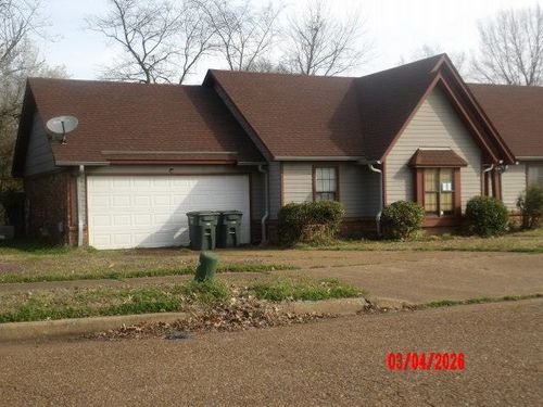 6732 Henredon Dr, Memphis, TN, 38141-8517 | Card Image