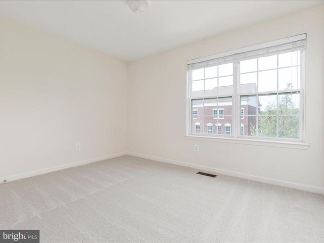 42241 Violet Mist Ter, Townhouse with 4 bedrooms, 4 bathrooms and null parking in BRAMBLETON VA | Image 21