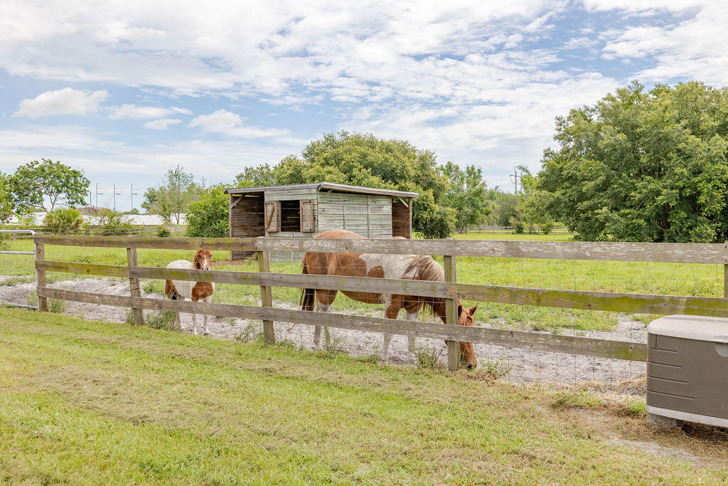 Residential in Indiantown 4