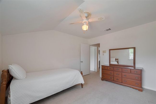 Cozy and inviting fourth bedroom. | Image 27
