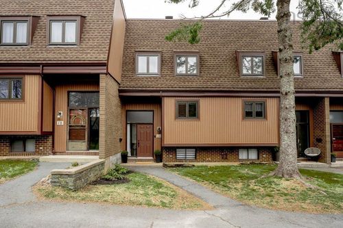 16 Covington Way, Halifax, NS, B3M3K2 | Card Image