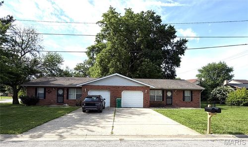 161 Freedom Drive, Belleville, IL, 62226 | Card Image