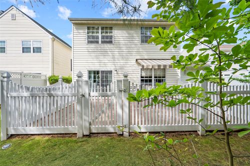 12 Woodchuck Trl, Coram, NY, 11727-2140 | Card Image
