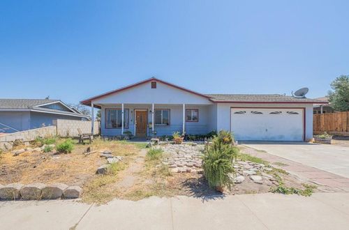 45130 Crown Ave, King City, CA, 93930-9748 | Card Image