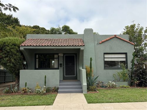 4042 E Ransom St, Long Beach, CA, 90804-3036 | Card Image