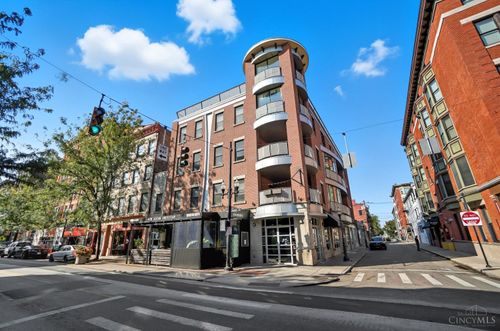 1331 Vine St, Cincinnati, OH, 45202-7141 | Card Image