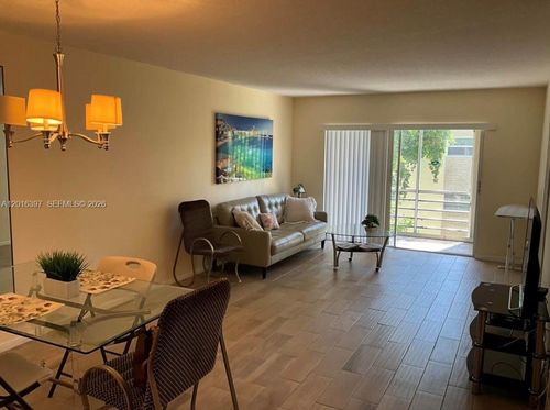 303-151 Berkley Rd, Hollywood, FL, 33024-1186 | Card Image