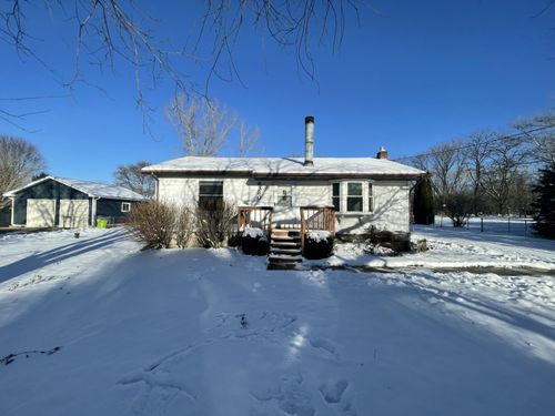 8380 Huron River Dr, Dexter, MI, 48130-9325 | Card Image