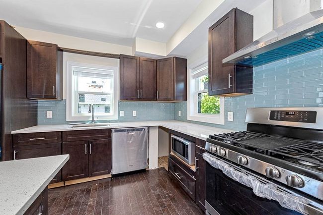 2 - 73 Lexington St., House attached with 6 bedrooms, 7 bathrooms and 4 parking in Waltham MA | Image 8