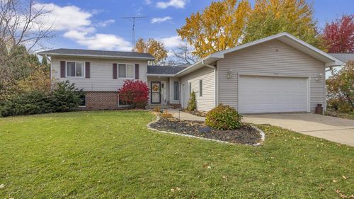 1010 Eastman Lane, Fond Du Lac, WI, 54935 | Card Image
