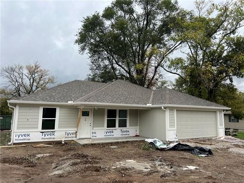 204 N 24th St, Lexington, MO, 64067-1904 | Card Image