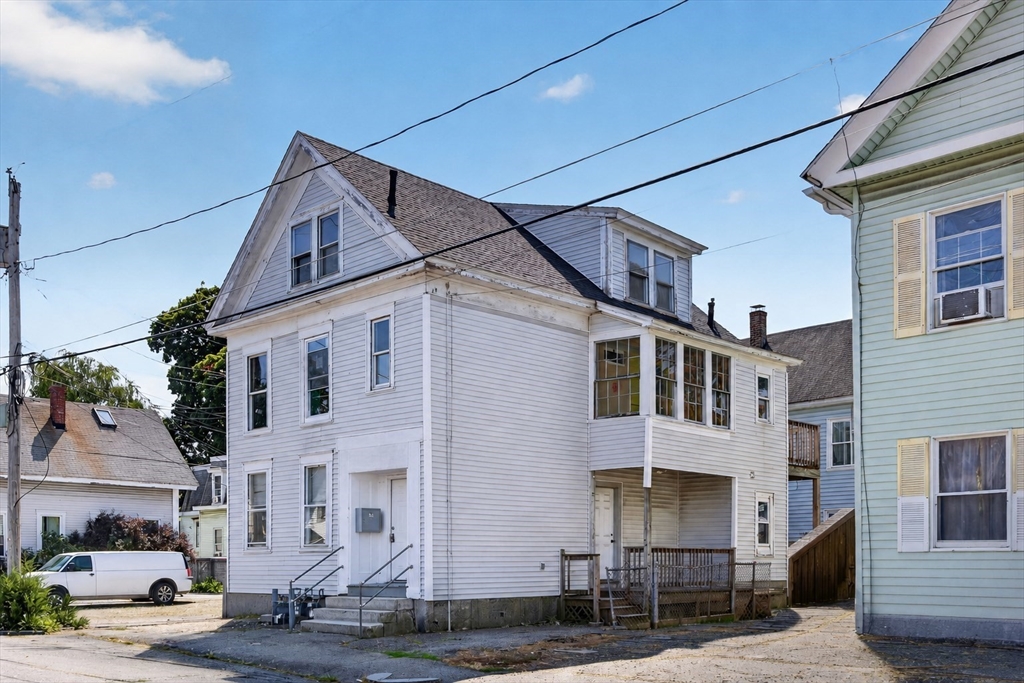 Residential Income in Lowell 5