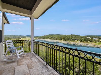 5 - 17545 E Reed Parks Road, Condo with 2 bedrooms, 2 bathrooms and 4 parking in Jonestown TX | Image 1