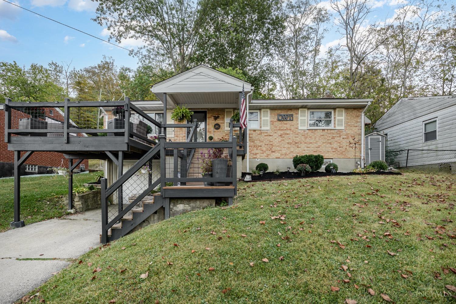 Skidmore St, Cleves, OH 45002