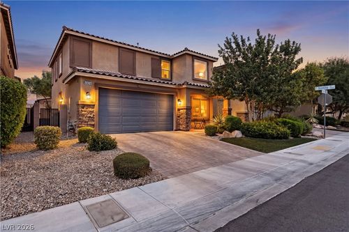 4424 Stardusk Falls Ave, North Las Vegas, NV, 89084-4722 | Card Image