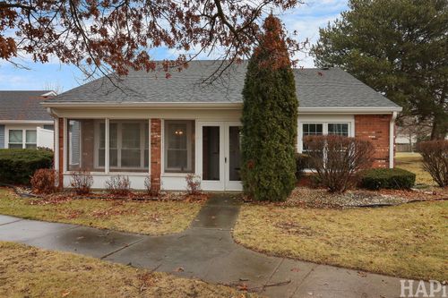 330-7205 Hastings Cir, Fox Lake, IL, 60020-1017 | Card Image