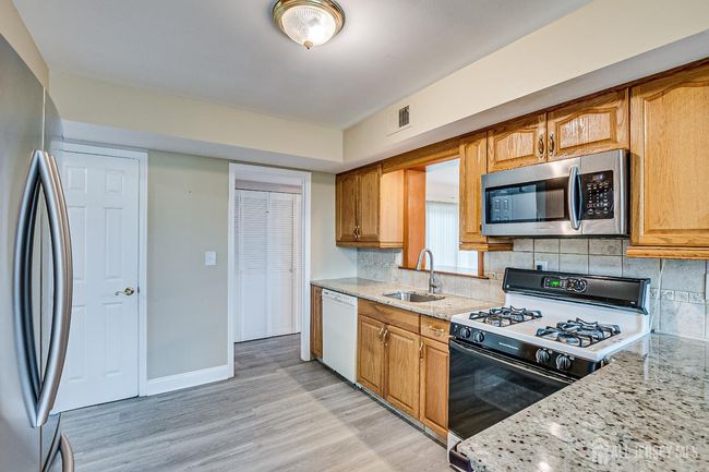 86 Bunker Hill Rd, House other with 3 bedrooms, 3 bathrooms and null parking in Lawrence NJ | Image 19