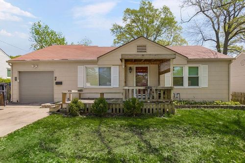 3405 Arlington Ave, Independence, MO, 64052-1056 | Card Image
