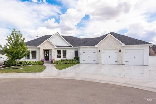 360 Syringa Springs Dr, Fruitland, ID, 83619-5071 | Card Image