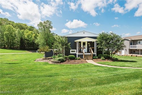 272 Cheyenne Trl, Malvern, OH, 44644-9522 | Card Image