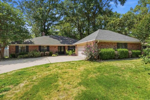 7 Woodbridge Drive, Conway, AR, 72034 | Card Image