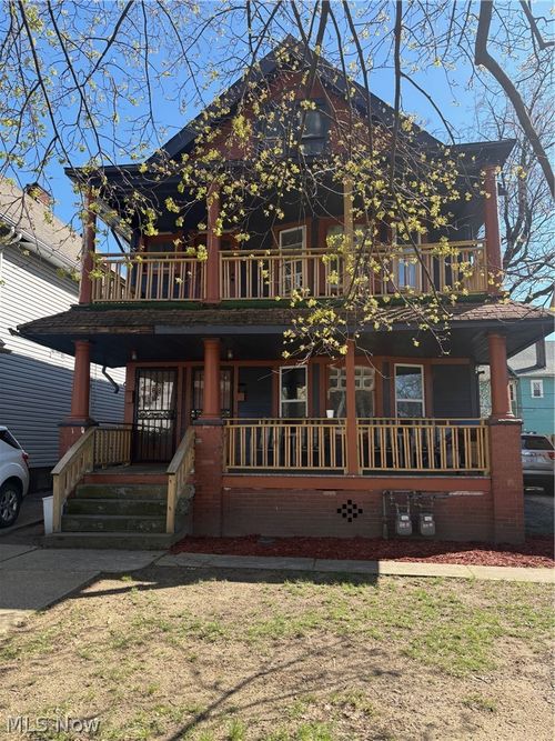 13404 Claiborne Rd, East Cleveland, OH, 44112-3152 | Card Image