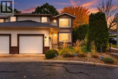 10-1853 Edgehill Ave, Kelowna, BC, V1V1X8 | Card Image