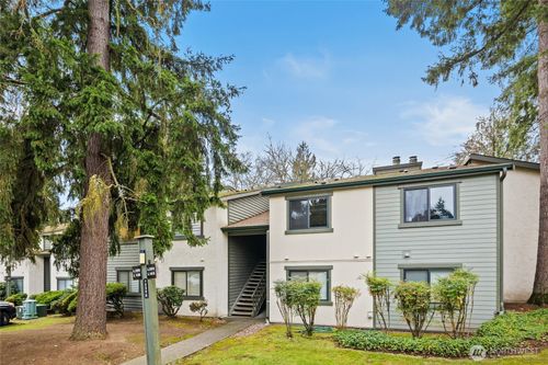 l105-12905 126th Ct Ne, Kirkland, WA, 98034-3278 | Card Image