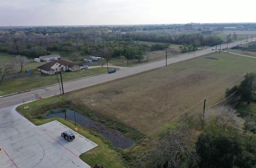 3600 Miori Ln, Victoria, TX, 77901-3692 | Card Image