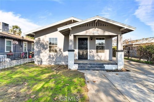 2401 E Hedges Ave, Fresno, CA, 93727 | Card Image