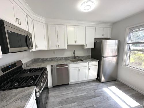 apt-3-29 Standish Rd, Stamford, CT, 06902-3240 | Card Image