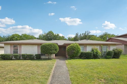 618 Taylor Ct, Duncanville, TX, 75137-2541 | Card Image