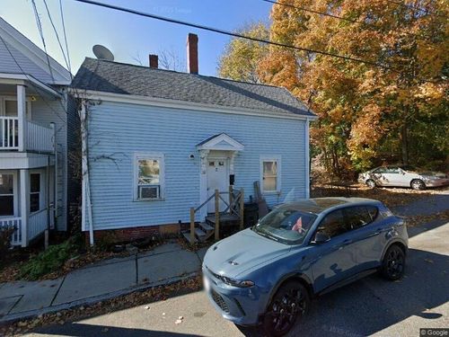 9 Aubin St, Amesbury, MA, 01913-2903 | Card Image